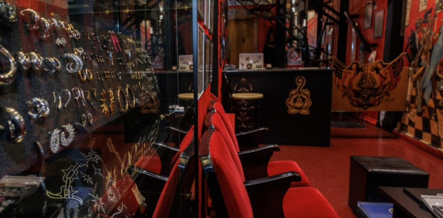 Lucky Rose Tattoo Interior