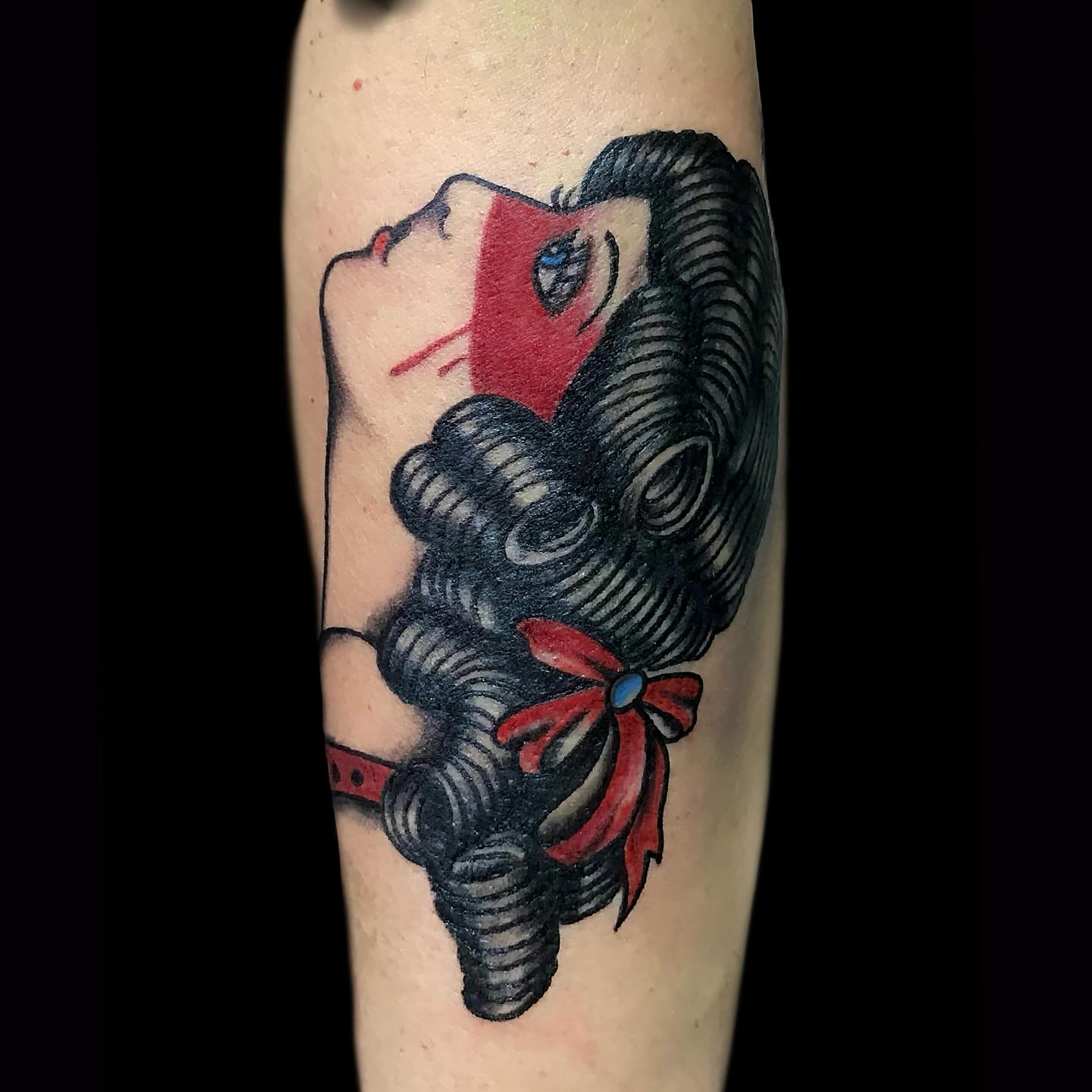 https://luckyrosetattoo.gr/wp-content/uploads/2026/03/gallery_Siouxi_3.jpg